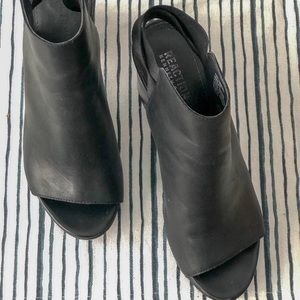 Reaction by Kenneth Cole Booties